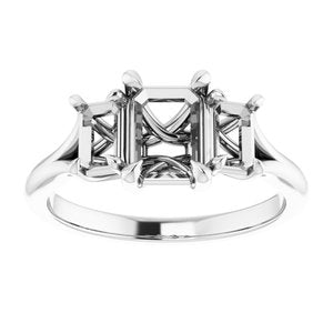 18K White 7x5 mm Emerald Engagement Ring Mounting