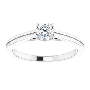 14K White 4.4 mm Round Solitaire Engagement Ring Mounting